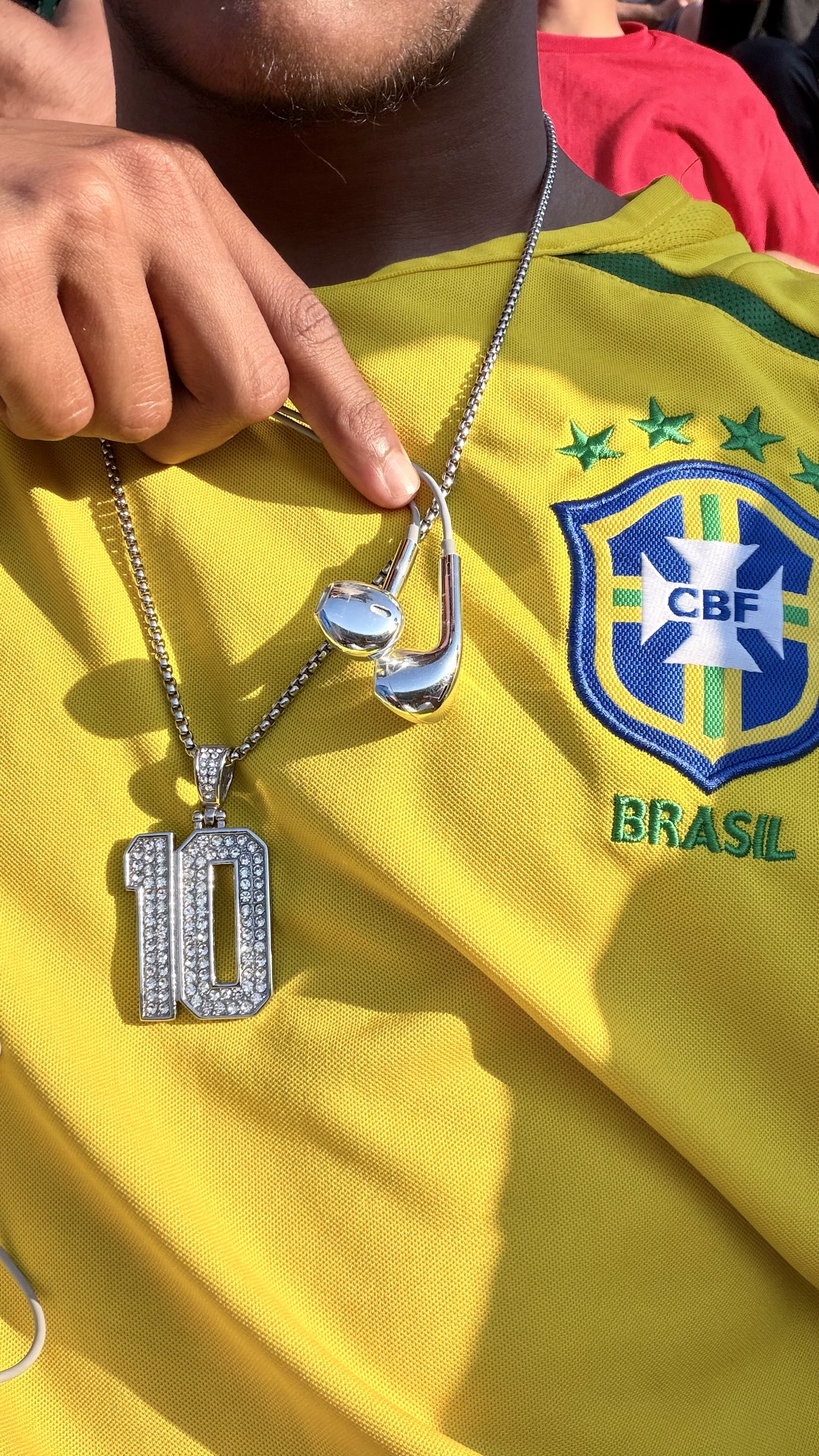 Brazil jersey with chrome necklace